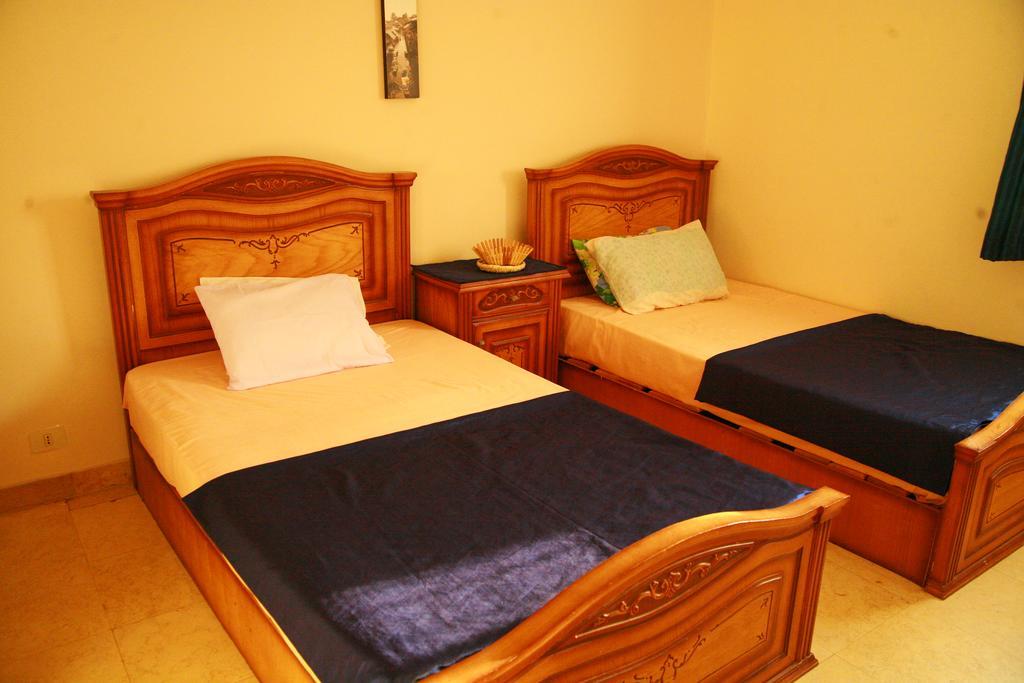 Esplanada Apartment *