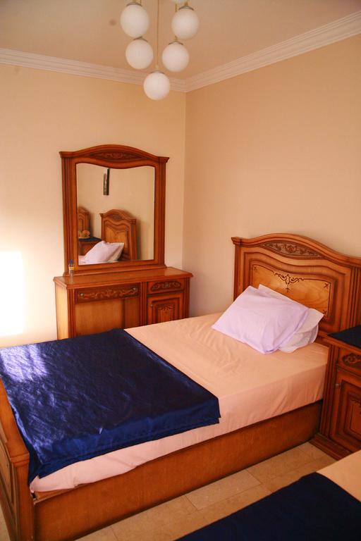 Esplanada Apartment *